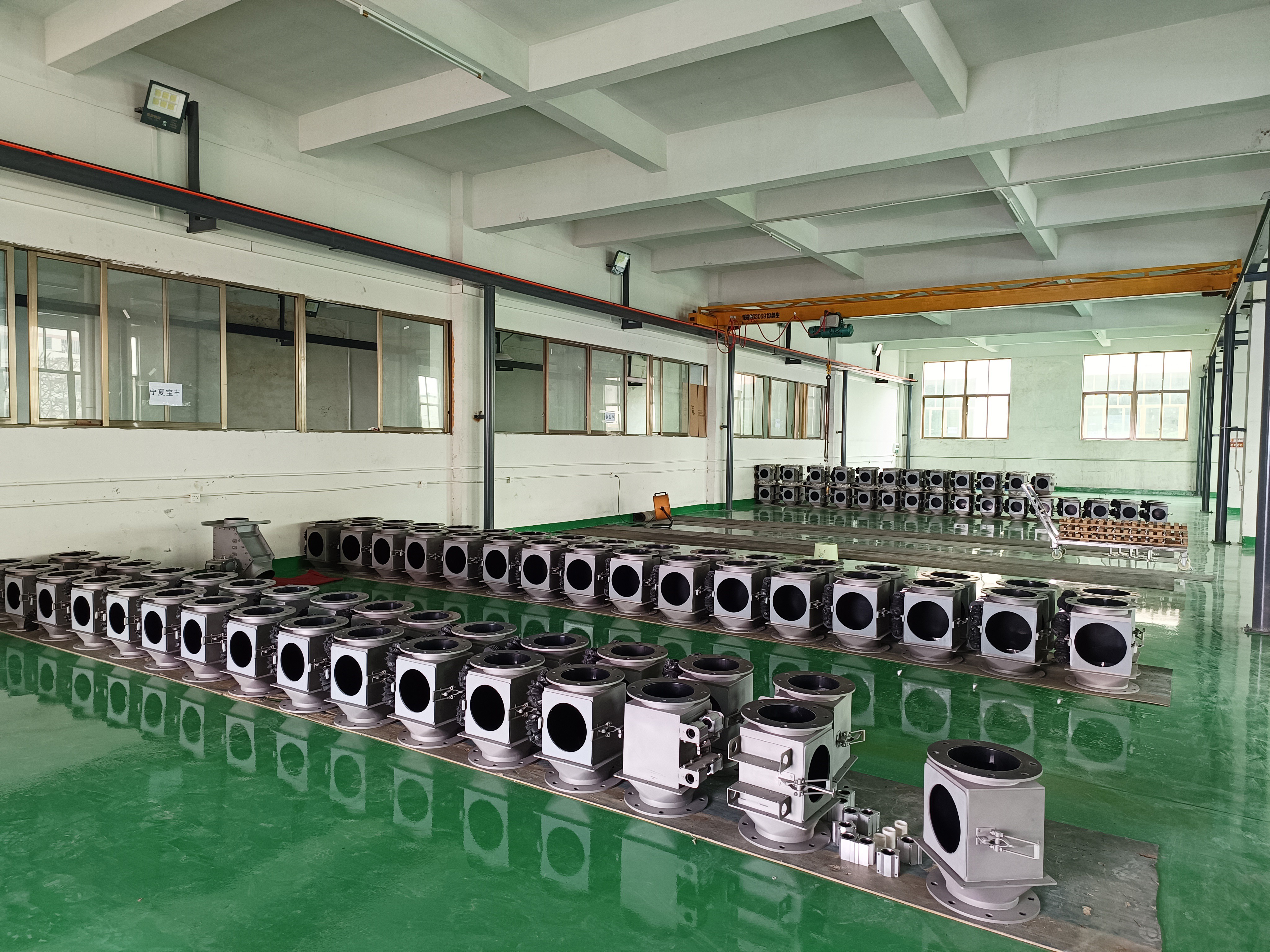 Hvilket jernfjernelsesudstyr er velegnet til keramisk jernfjernelse?